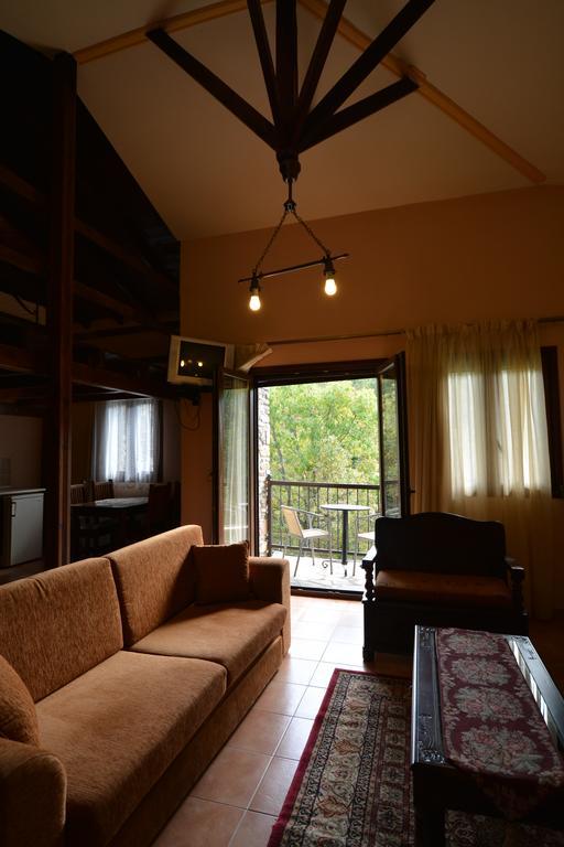 Guesthouse Rodamos Таксиархис Экстерьер фото