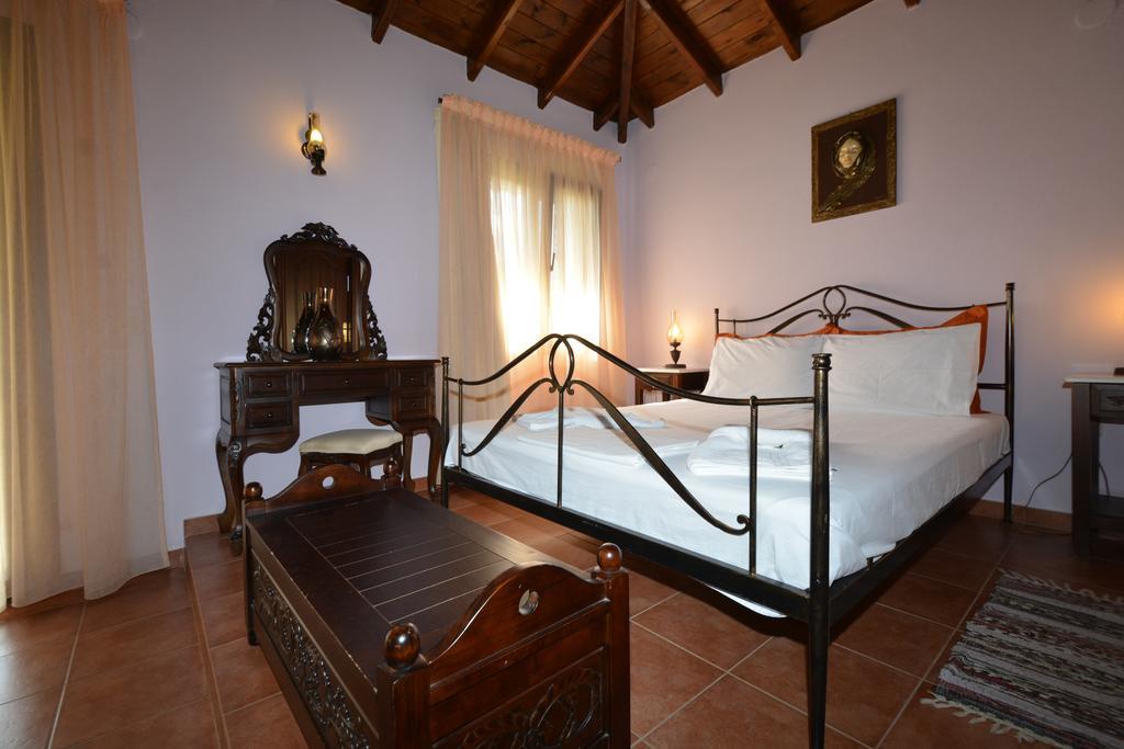 Guesthouse Rodamos Таксиархис Экстерьер фото