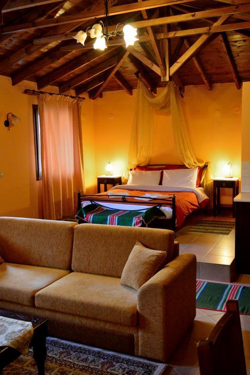Guesthouse Rodamos Таксиархис Экстерьер фото